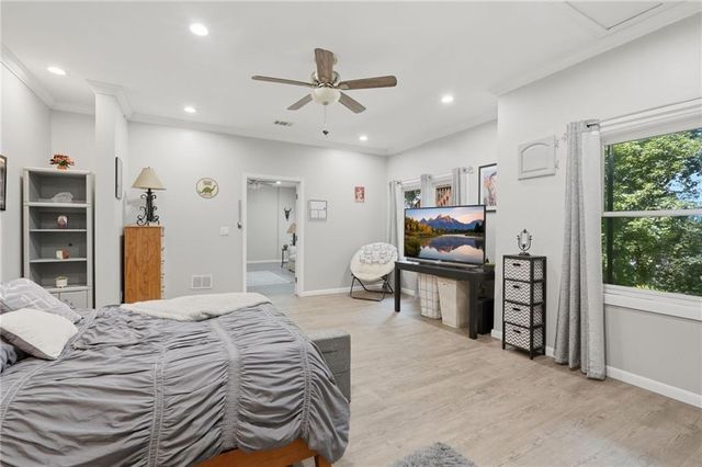 214 Glenbrook Lane, Canton, GA 30115