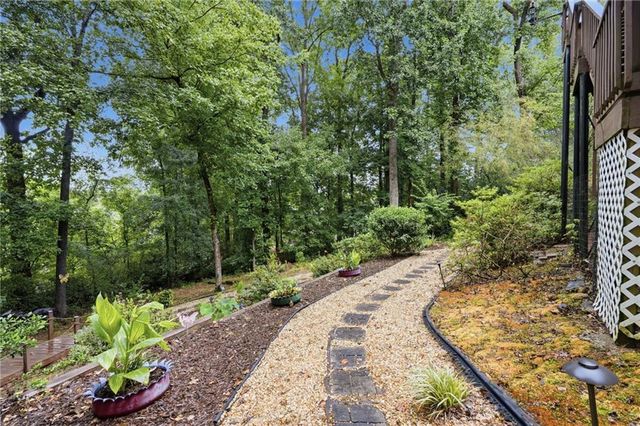 214 Glenbrook Lane, Canton, GA 30115