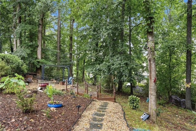 214 Glenbrook Lane, Canton, GA 30115