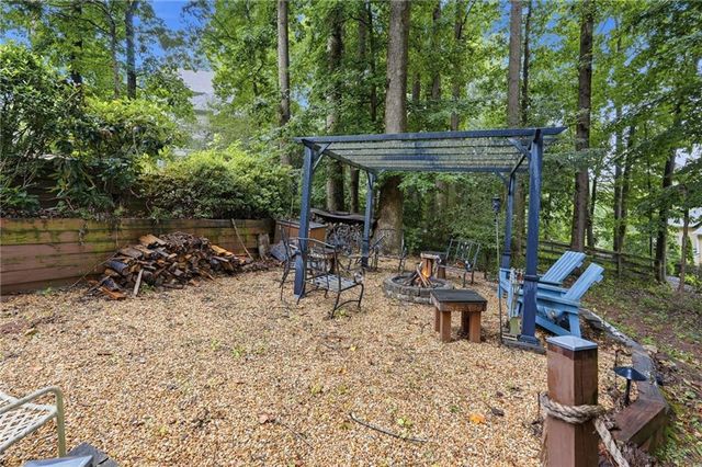 214 Glenbrook Lane, Canton, GA 30115