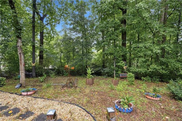 214 Glenbrook Lane, Canton, GA 30115