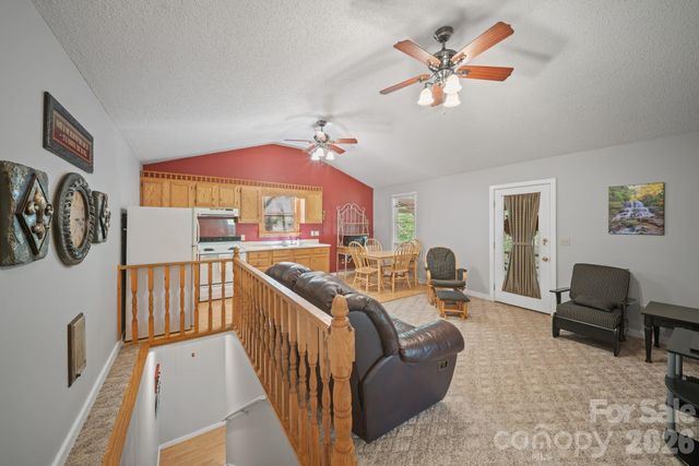 149 Greentree Lane, Canton, NC 28716