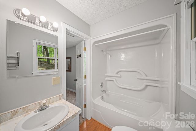 149 Greentree Lane, Canton, NC 28716
