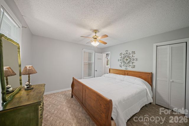 149 Greentree Lane, Canton, NC 28716