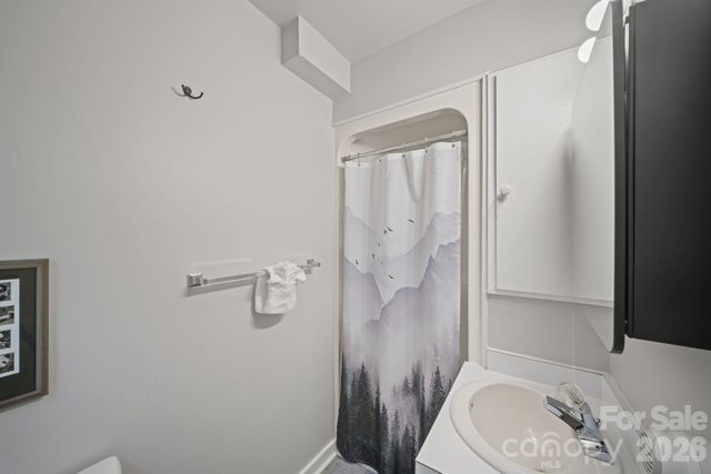 149 Greentree Lane, Canton, NC 28716
