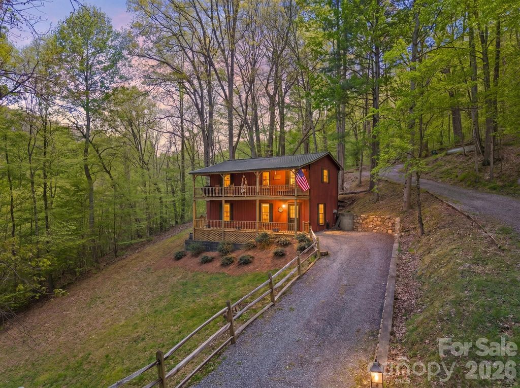 149 Greentree Lane, Canton, NC 28716