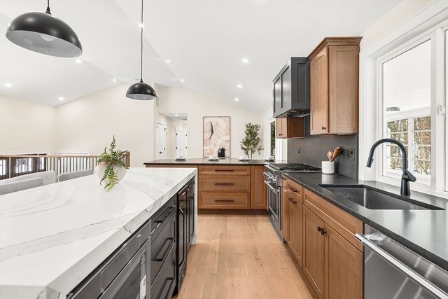 715 Summer Street, Lynnfield, MA 01940