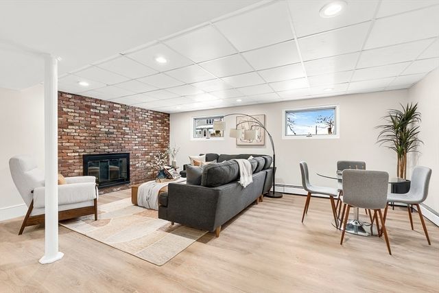 715 Summer Street, Lynnfield, MA 01940