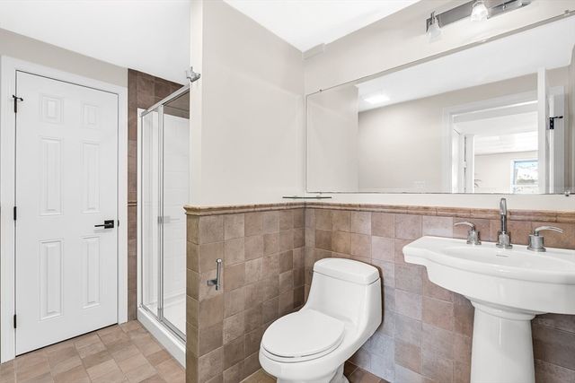 715 Summer Street, Lynnfield, MA 01940