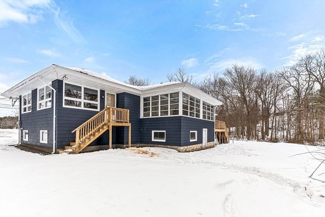 715 Summer Street, Lynnfield, MA 01940