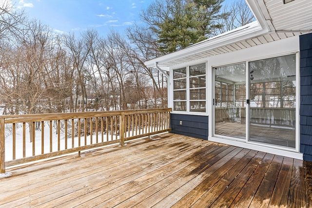 715 Summer Street, Lynnfield, MA 01940