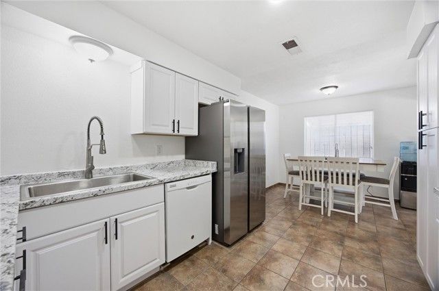 2213 Faith Avenue, Bakersfield, CA 93304