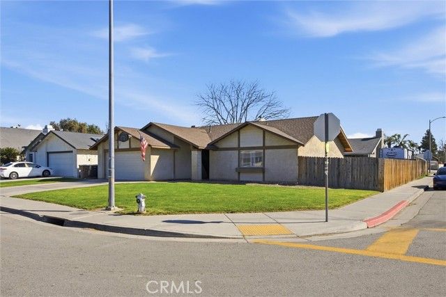 2213 Faith Avenue, Bakersfield, CA 93304