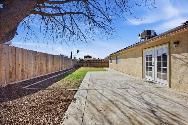 2213 Faith Avenue, Bakersfield, CA 93304