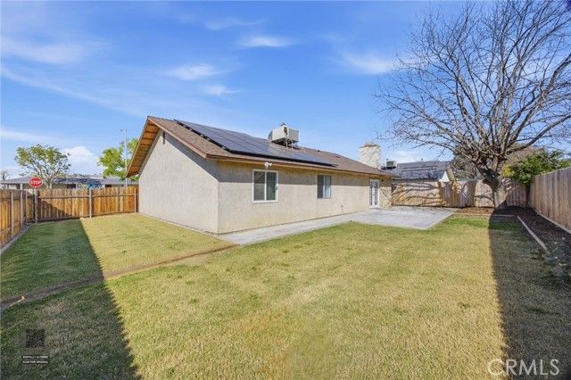 2213 Faith Avenue, Bakersfield, CA 93304