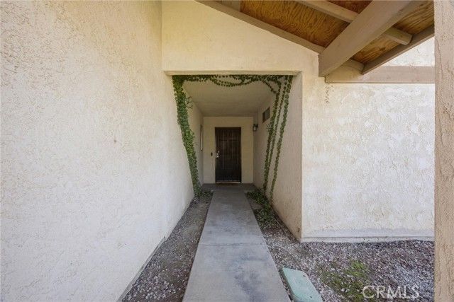 2213 Faith Avenue, Bakersfield, CA 93304