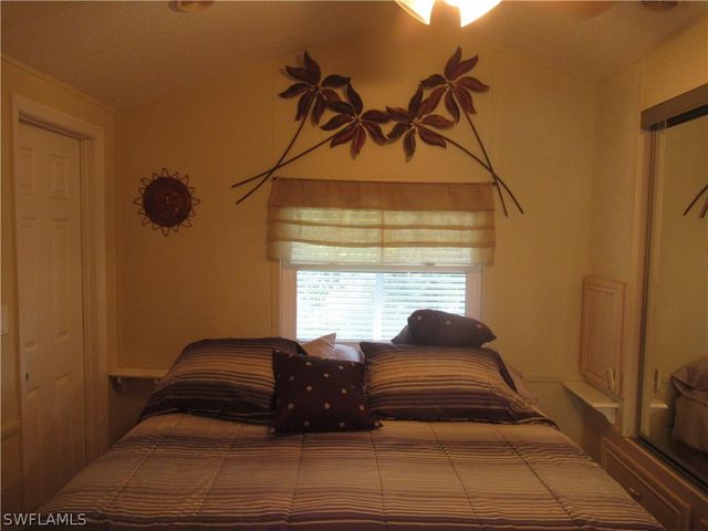 10927 Ground Dove CIR, Estero, FL 33928