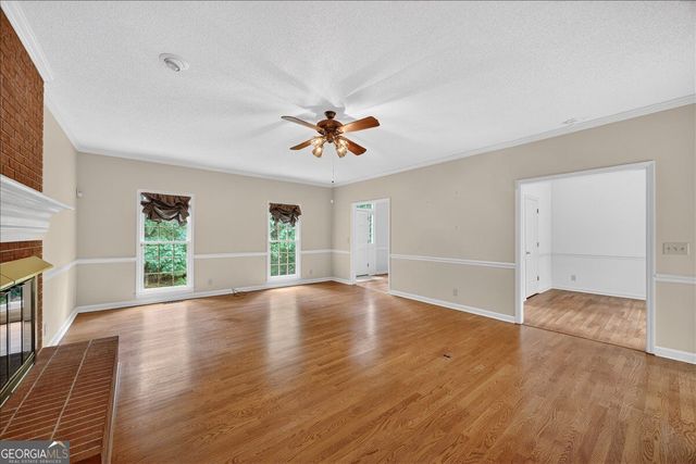 5784 Kentucky Downs Drive, Macon, GA 31210