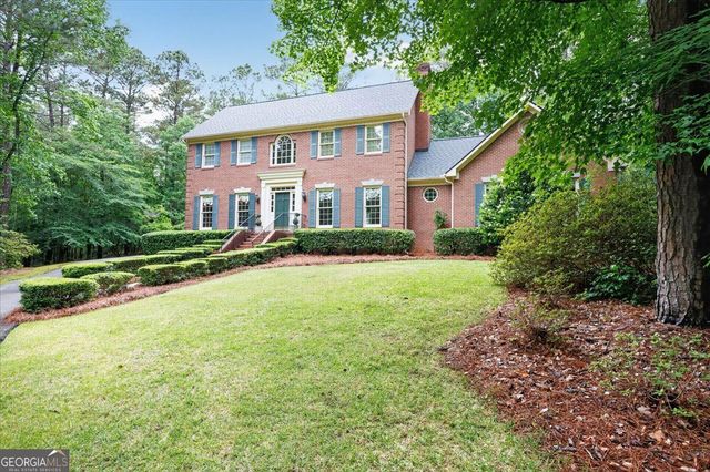 5784 Kentucky Downs Drive, Macon, GA 31210