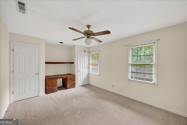 5784 Kentucky Downs Drive, Macon, GA 31210
