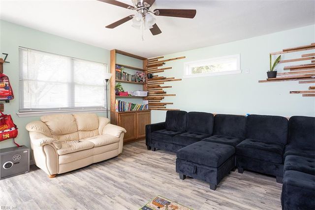 1247 New Land DR, Virginia Beach, VA 23453