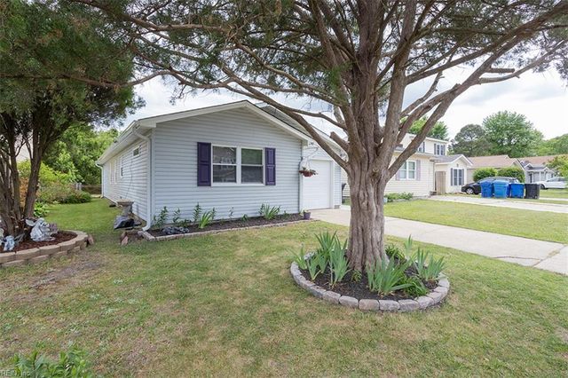 1247 New Land DR, Virginia Beach, VA 23453