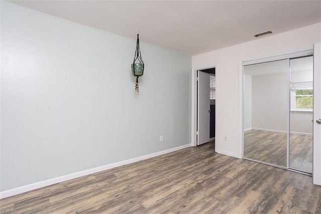 1247 New Land DR, Virginia Beach, VA 23453