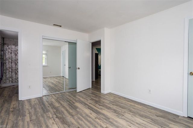 1247 New Land DR, Virginia Beach, VA 23453