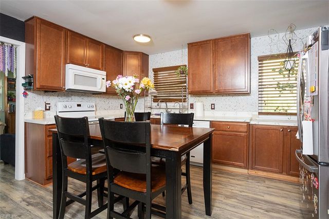 1247 New Land DR, Virginia Beach, VA 23453