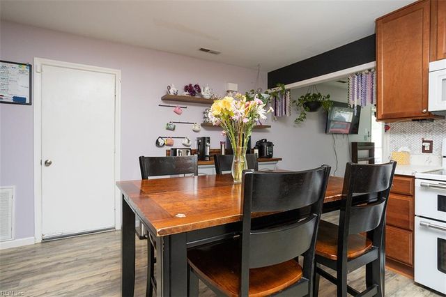 1247 New Land DR, Virginia Beach, VA 23453