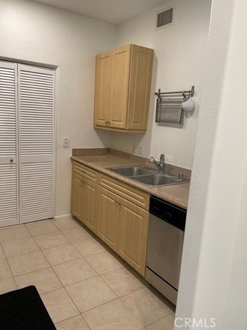 3467 Watermarke Place, Irvine, CA 92612