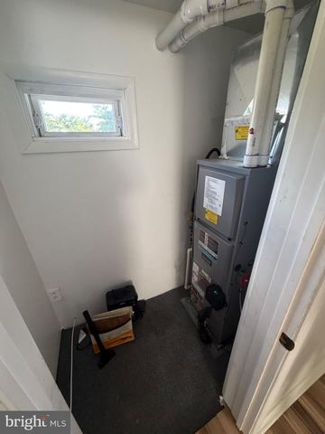 135 WATER ST, Swedesboro, NJ 08085