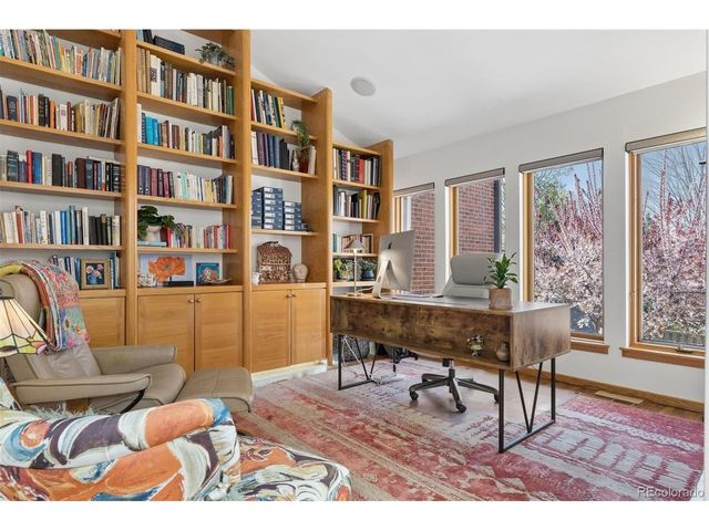 16 Beacon Hill Ln, Greenwood Village, CO 80111