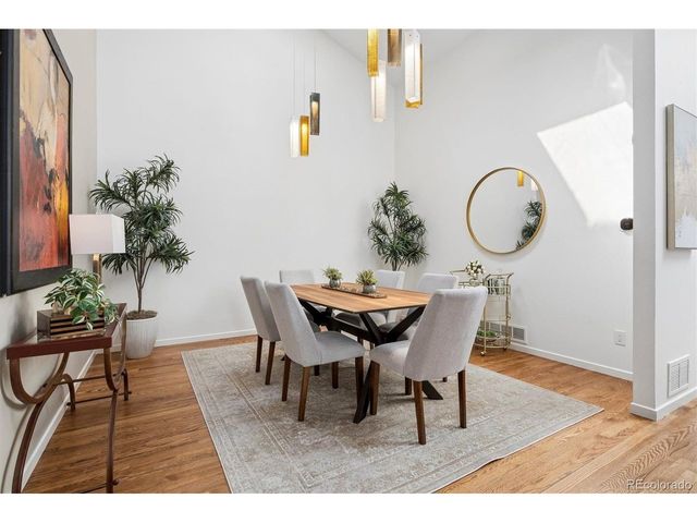 16 Beacon Hill Ln, Greenwood Village, CO 80111