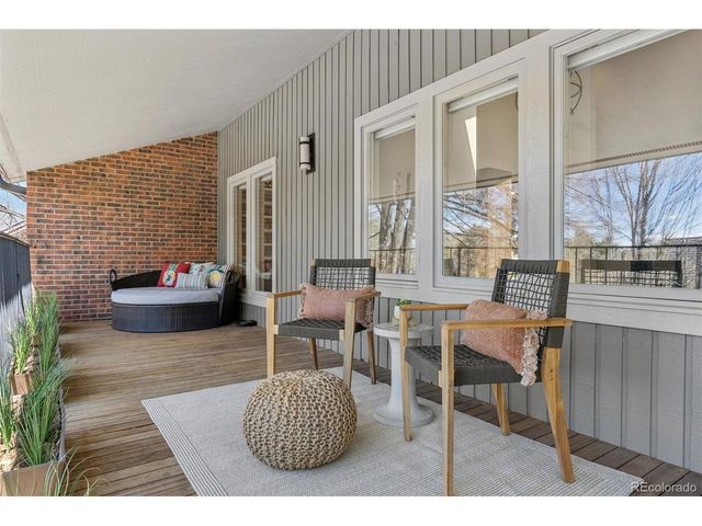 16 Beacon Hill Ln, Greenwood Village, CO 80111