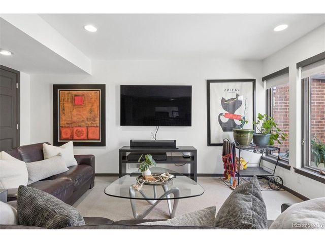 16 Beacon Hill Ln, Greenwood Village, CO 80111