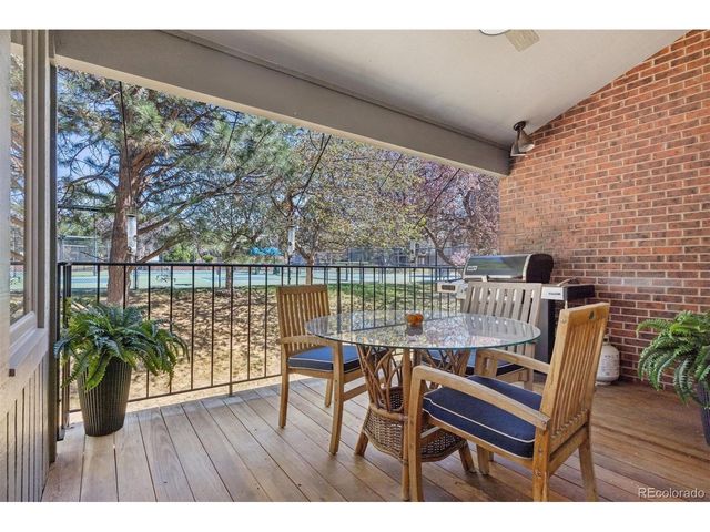 16 Beacon Hill Ln, Greenwood Village, CO 80111