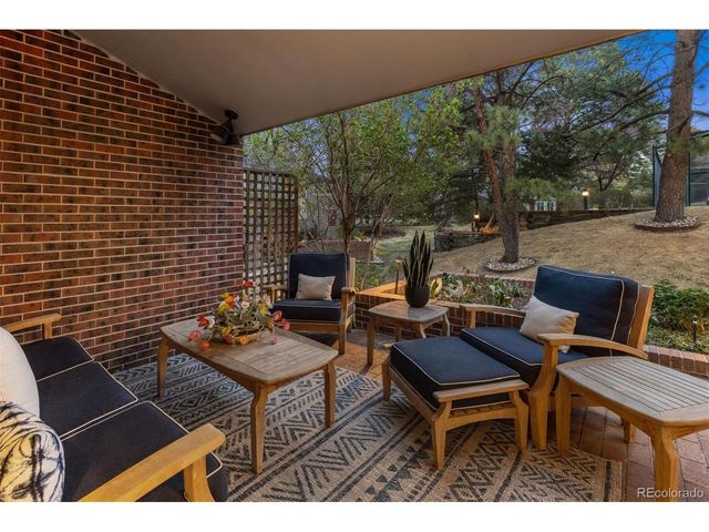 16 Beacon Hill Ln, Greenwood Village, CO 80111