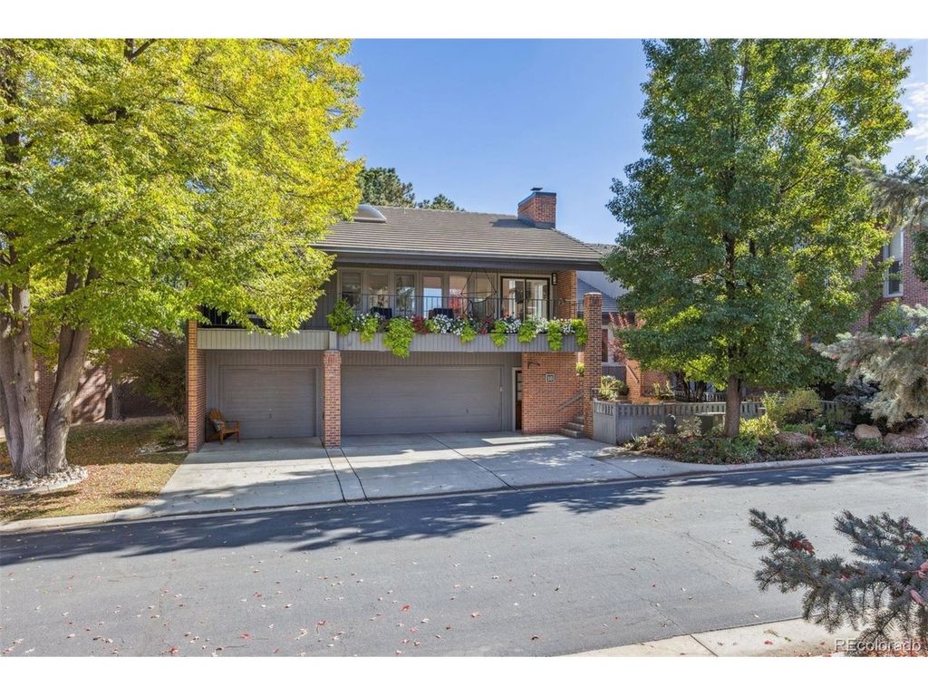 16 Beacon Hill Ln, Greenwood Village, CO 80111