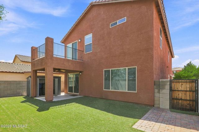 7521 E Kinnison Wash Loop, Tucson, AZ 85730