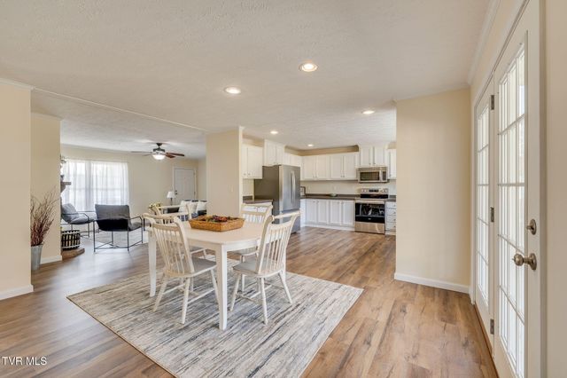 119 Carrville Avenue, Johnson City, TN 37601