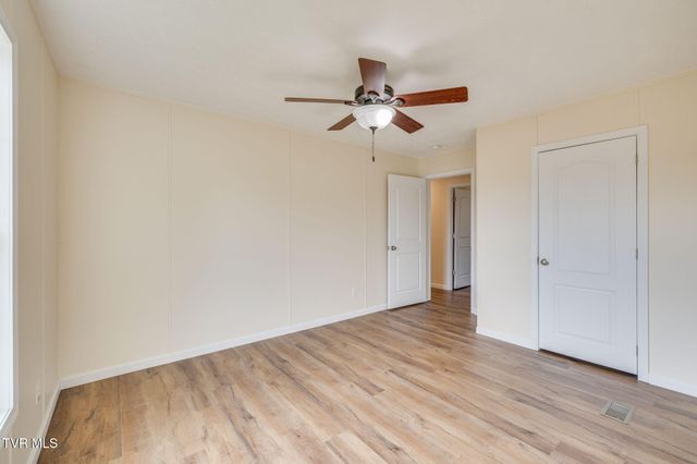 119 Carrville Avenue, Johnson City, TN 37601