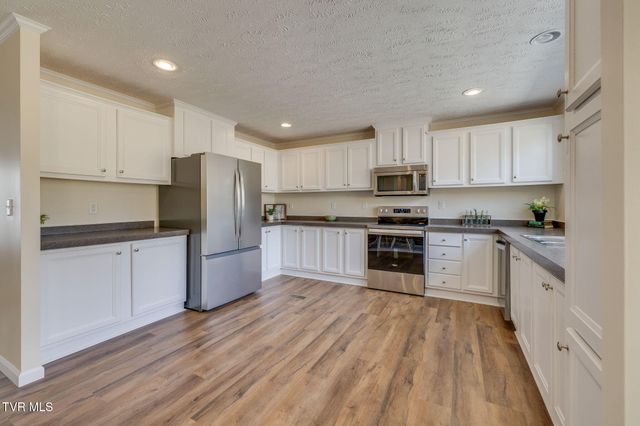 119 Carrville Avenue, Johnson City, TN 37601