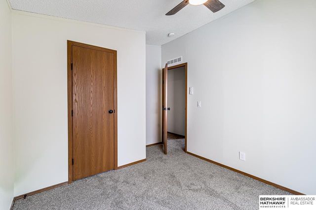 8017 Bondesson Street, Omaha, NE 68122