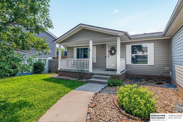 8017 Bondesson Street, Omaha, NE 68122
