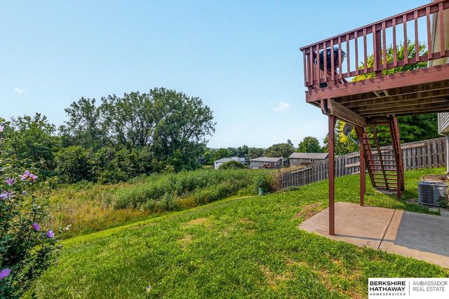 8017 Bondesson Street, Omaha, NE 68122