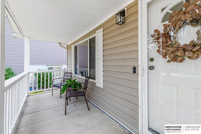 8017 Bondesson Street, Omaha, NE 68122