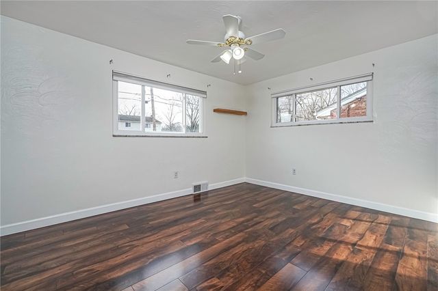 320 Calderwood Ave, Ross Twp, PA 15202