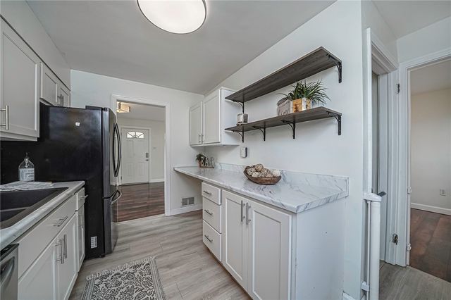 320 Calderwood Ave, Ross Twp, PA 15202