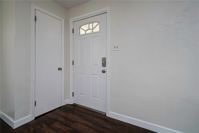 320 Calderwood Ave, Ross Twp, PA 15202